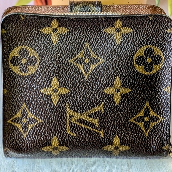 Louis Vuitton Vtg Monogram Compact Zip Around Bi aFold Wallet - Picture 14 of 16